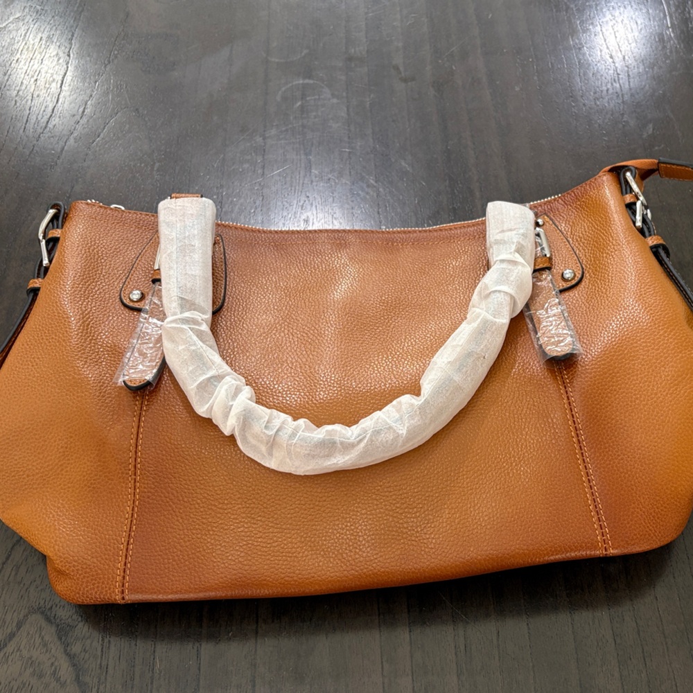 Chic Brown Leather Shoulder Bag
